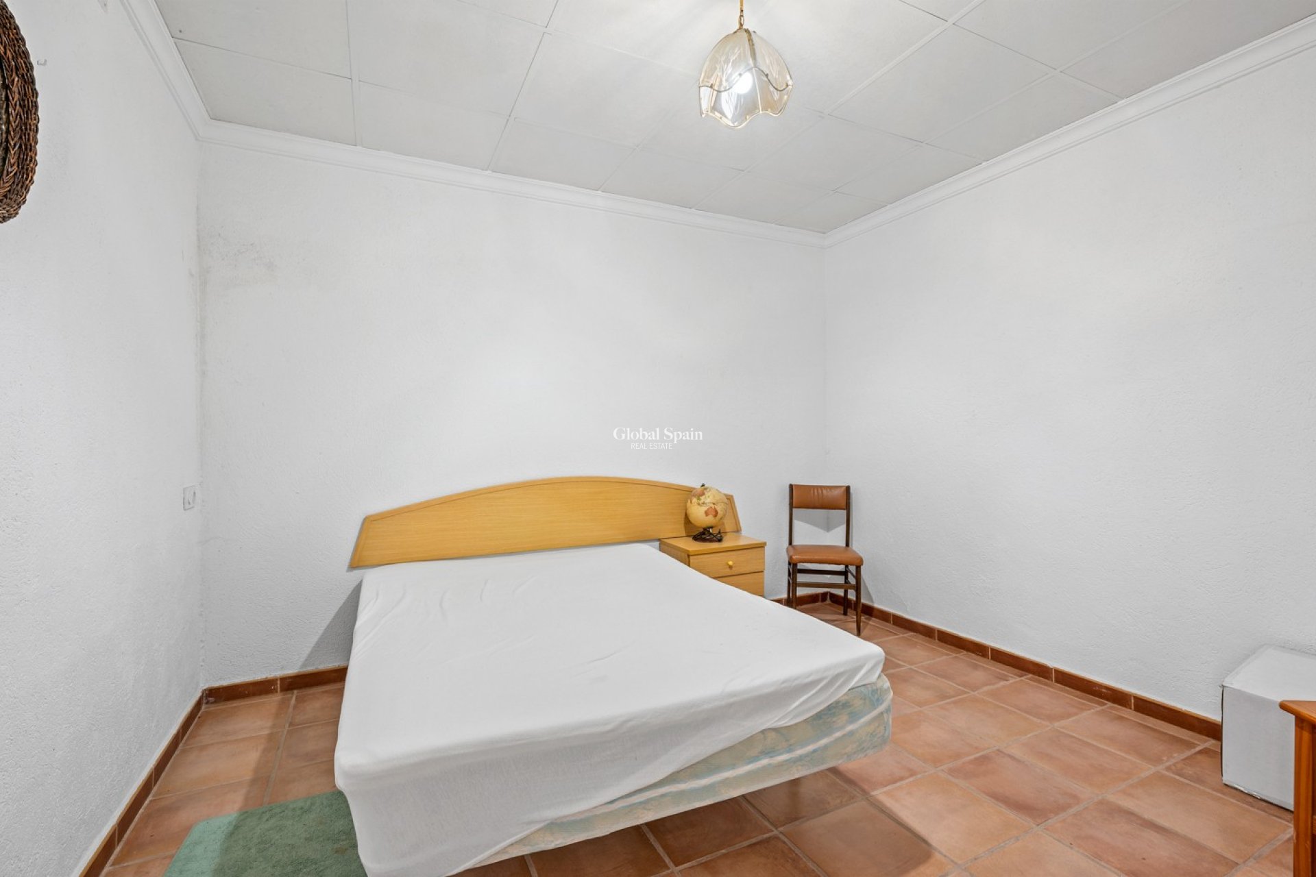 Resale - HOUSE -
EL ESPARRAGAL - Inland