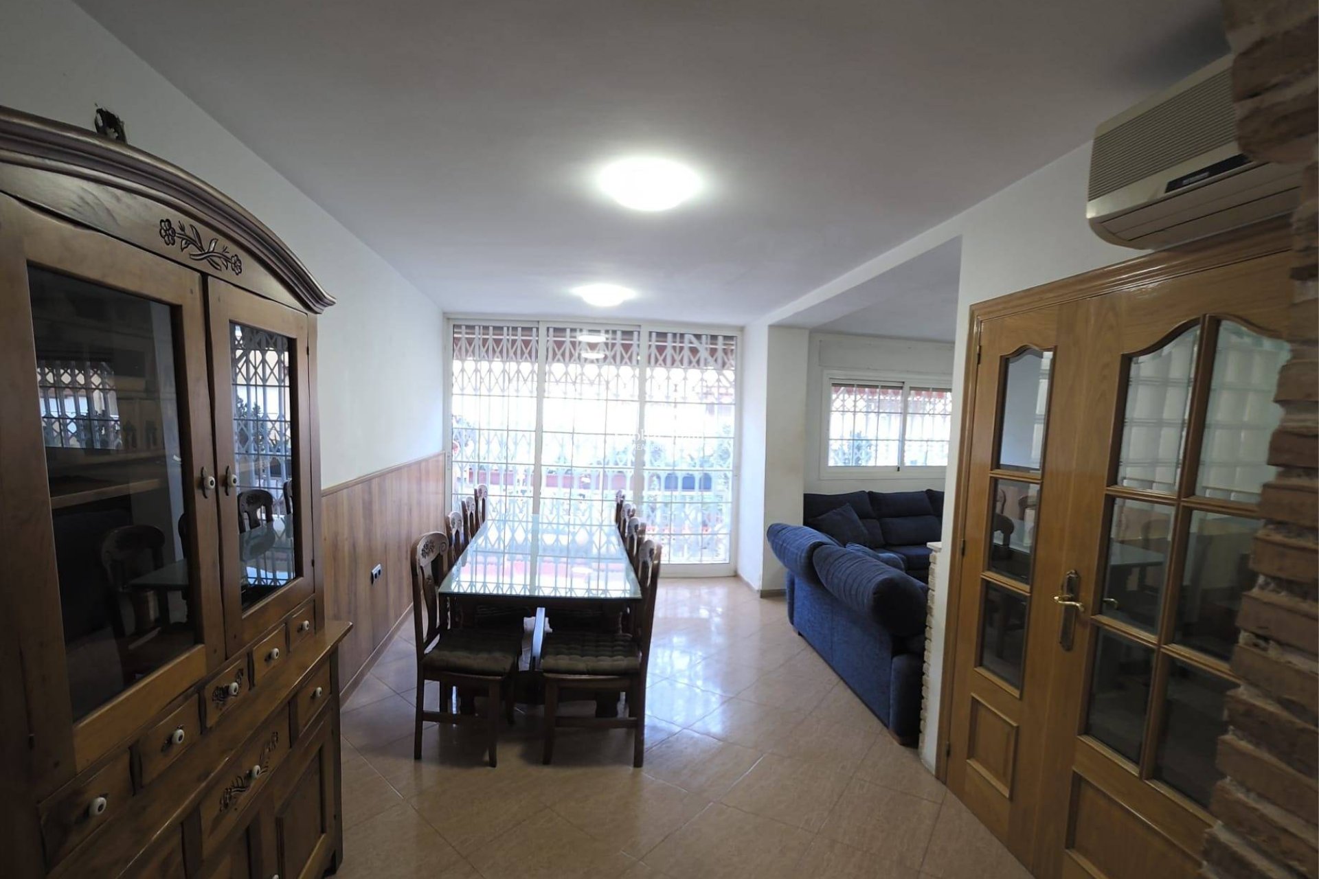 Resale - HOUSE -
EL PALMAR - Zona Centro