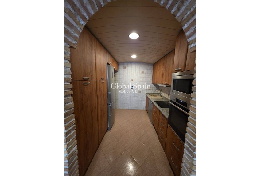 Resale - HOUSE -
EL PALMAR - Zona Centro