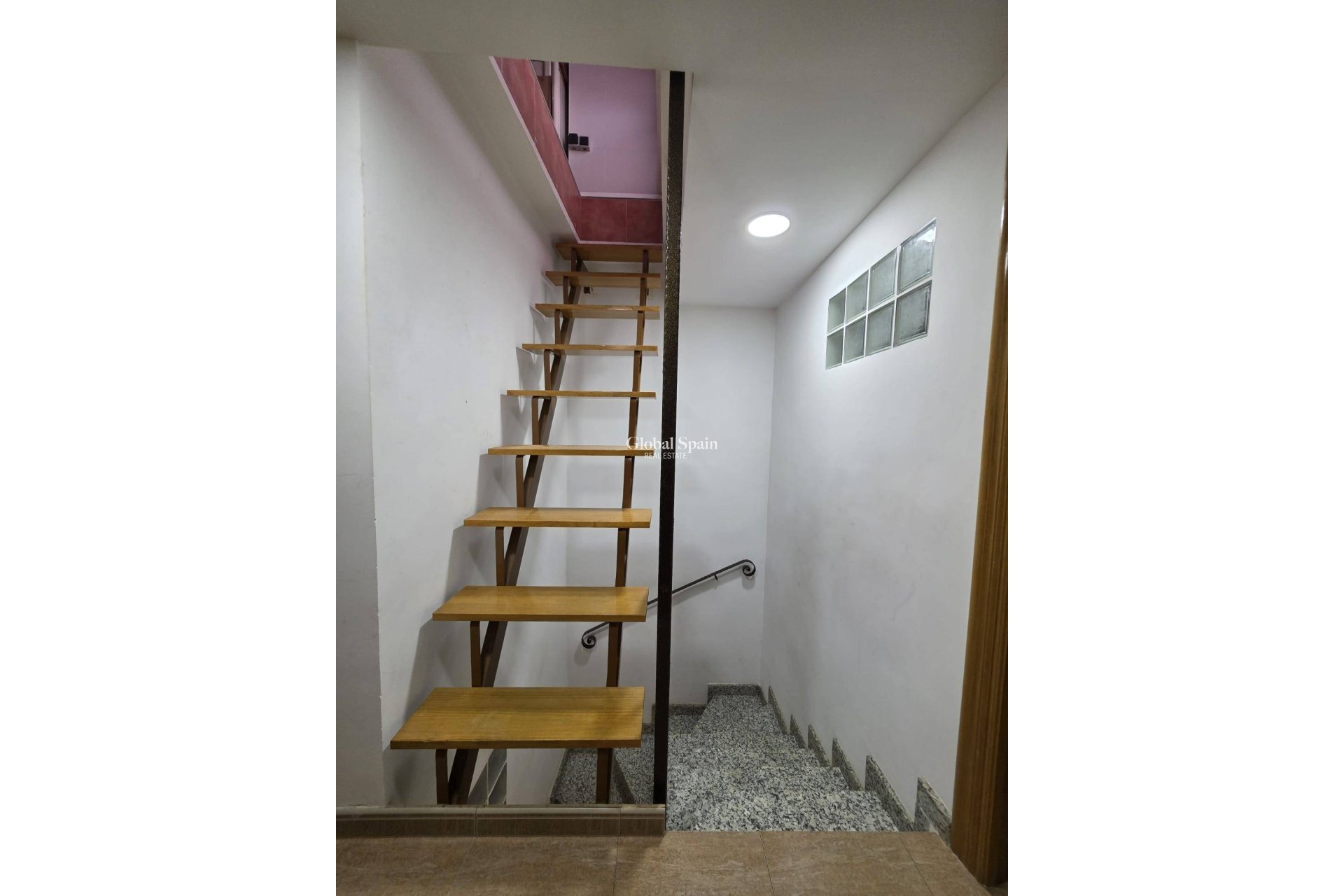 Resale - HOUSE -
EL PALMAR - Zona Centro