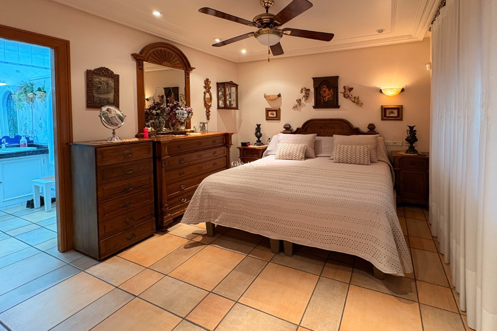 Resale - HOUSE -
ELCHE - Altzabares Alto