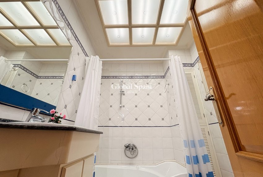 Resale - HOUSE -
ELCHE - Altzabares Alto