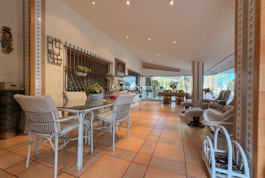 Resale - HOUSE -
ELCHE - Altzabares Alto