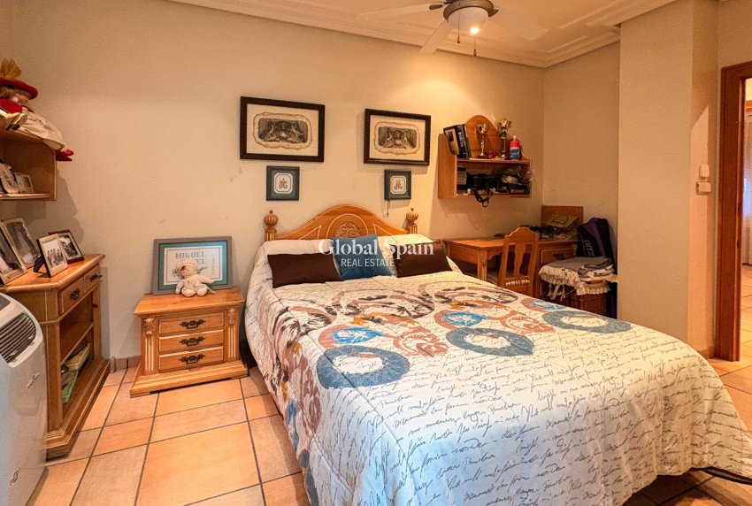 Resale - HOUSE -
ELCHE - Altzabares Alto