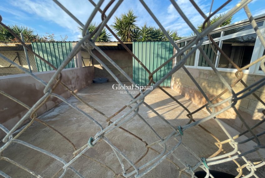 Resale - HOUSE -
ELCHE - Costa Blanca