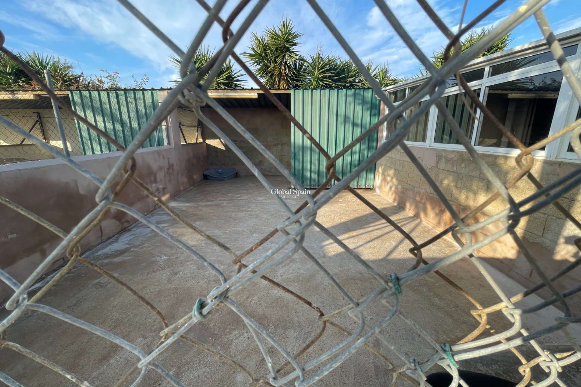 Resale - HOUSE -
ELCHE - Costa Blanca