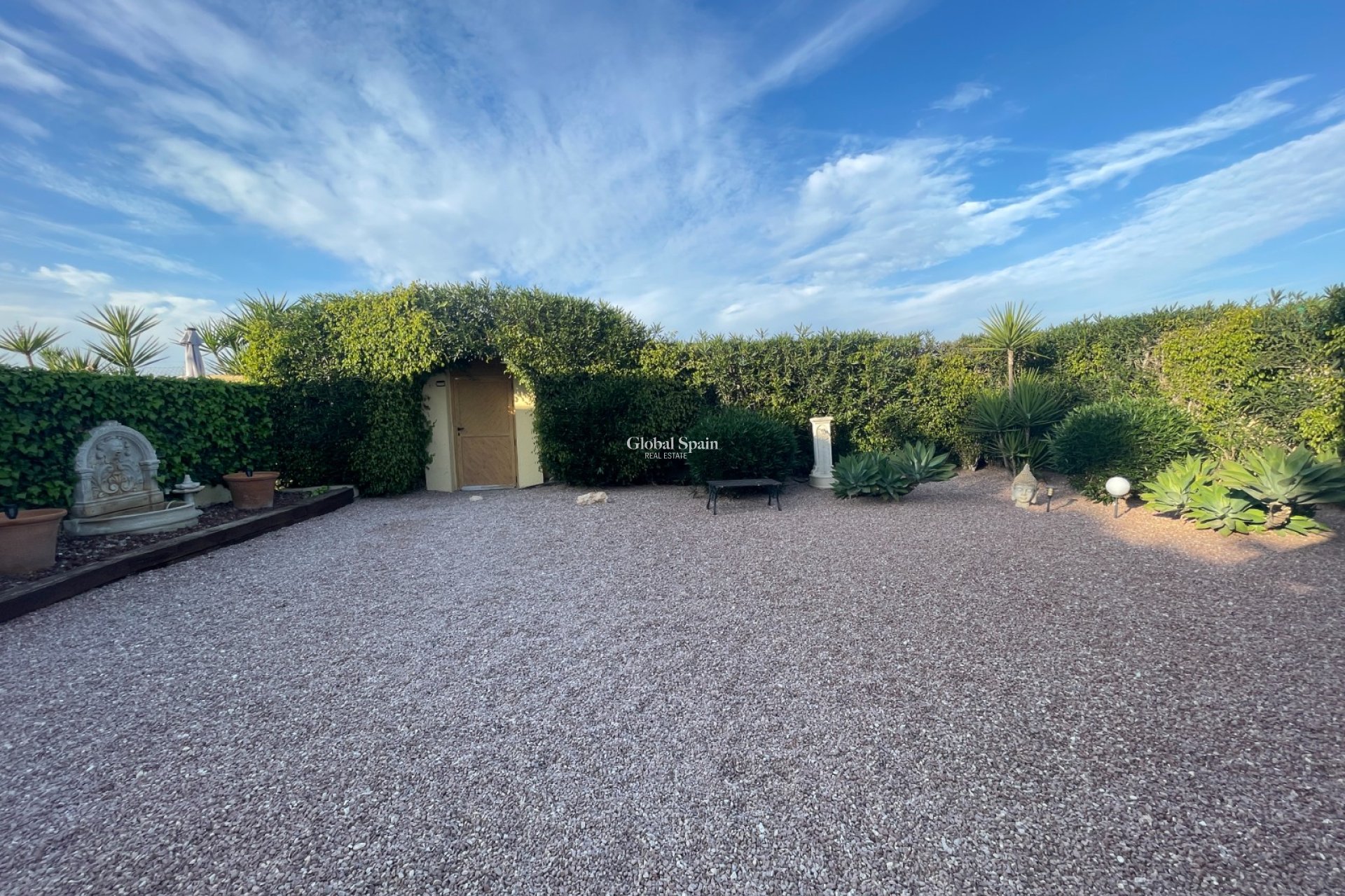 Resale - HOUSE -
ELCHE - Costa Blanca