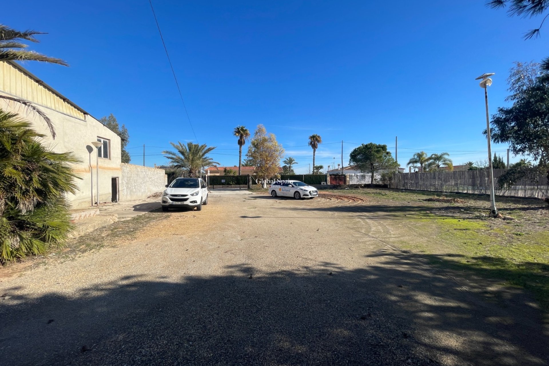 Resale - HOUSE -
ELCHE - Costa Blanca