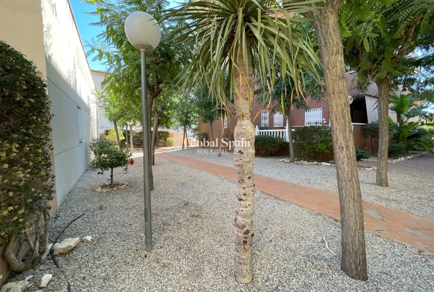 Resale - HOUSE -
ELCHE - Costa Blanca