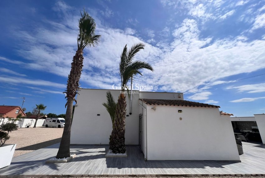Resale - HOUSE -
ELCHE - Inland