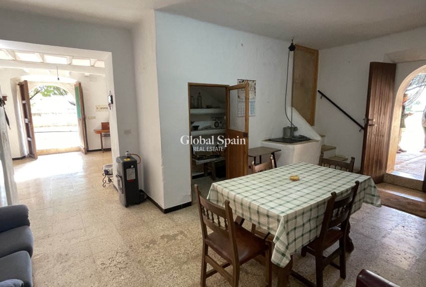 Resale - HOUSE -
Felanitx - optional location detail