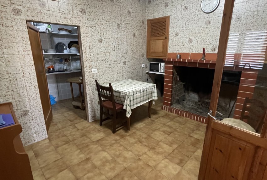 Resale - HOUSE -
Felanitx - optional location detail