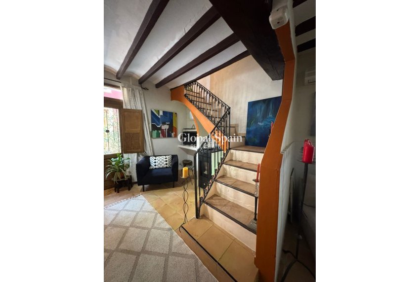 Resale - HOUSE -
FINESTRAT - Costa Blanca