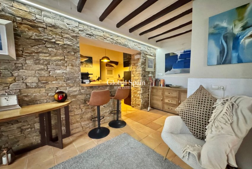 Resale - HOUSE -
FINESTRAT - Costa Blanca