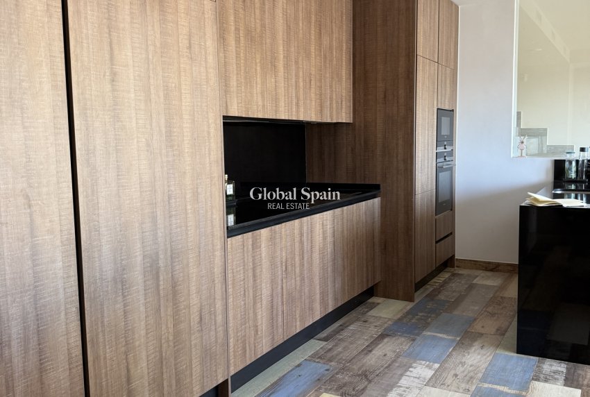 Resale - HOUSE -
FINESTRAT - Costa Blanca