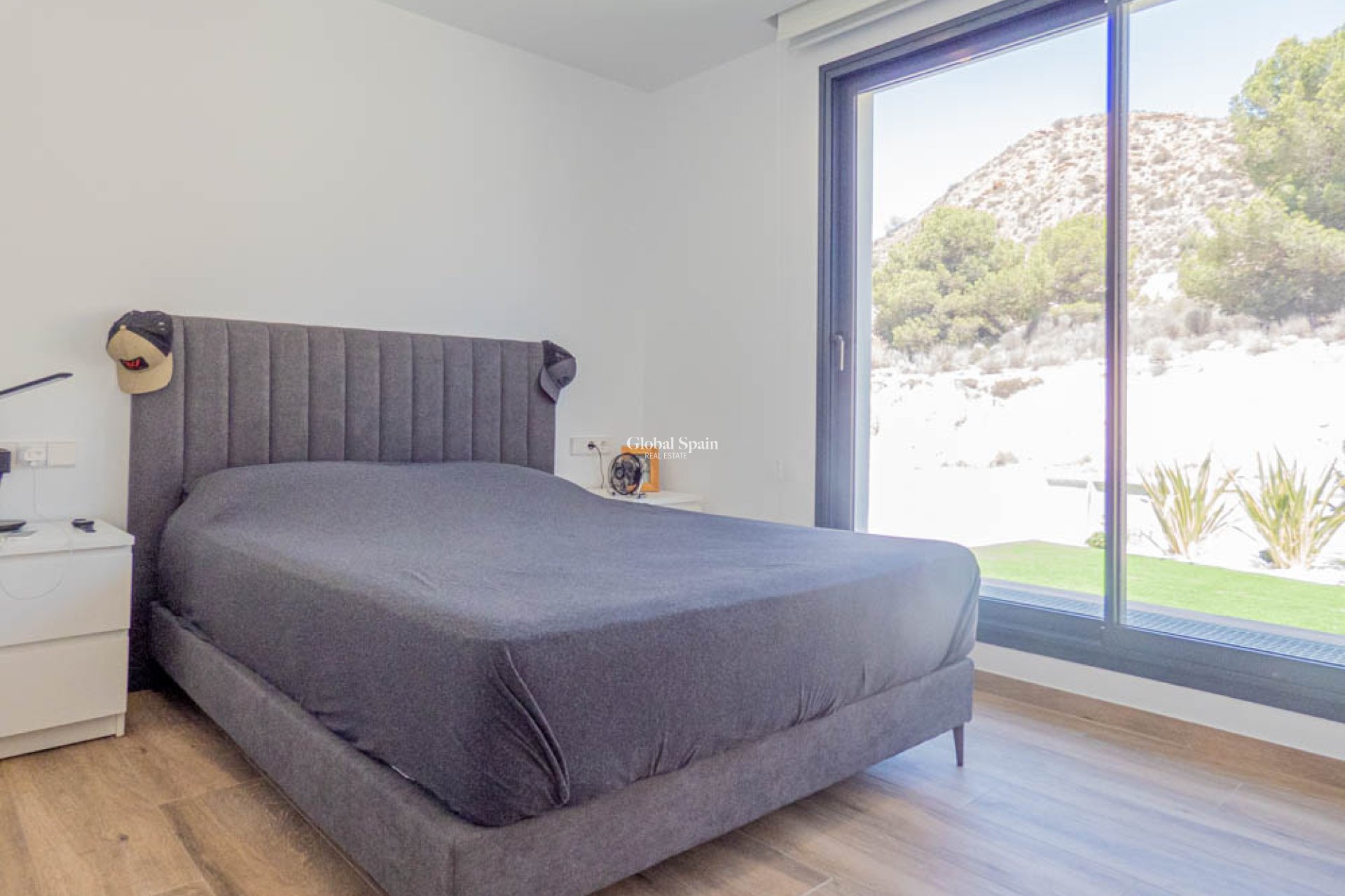 Resale - House -
Font del Llop