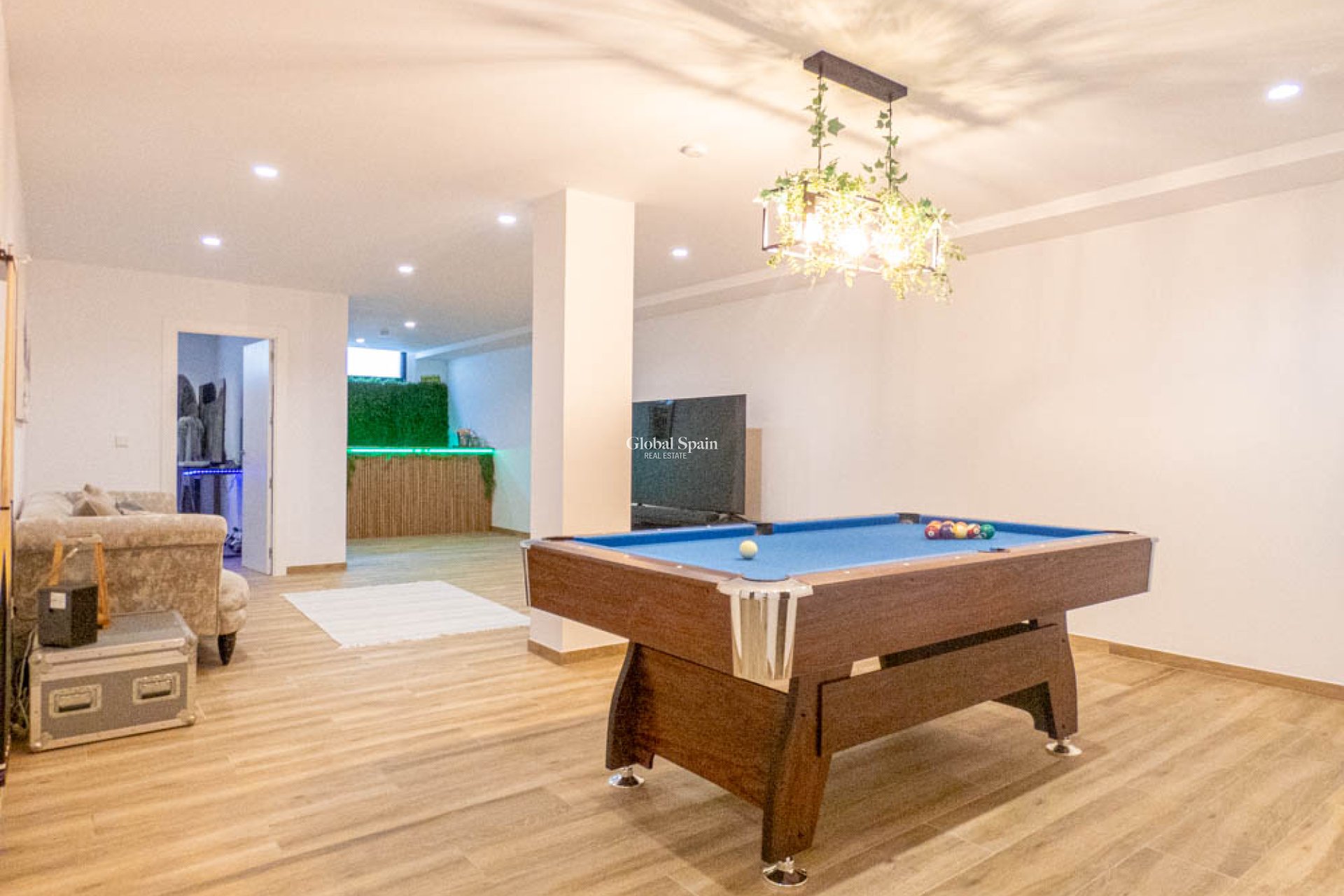 Resale - House -
Font del Llop