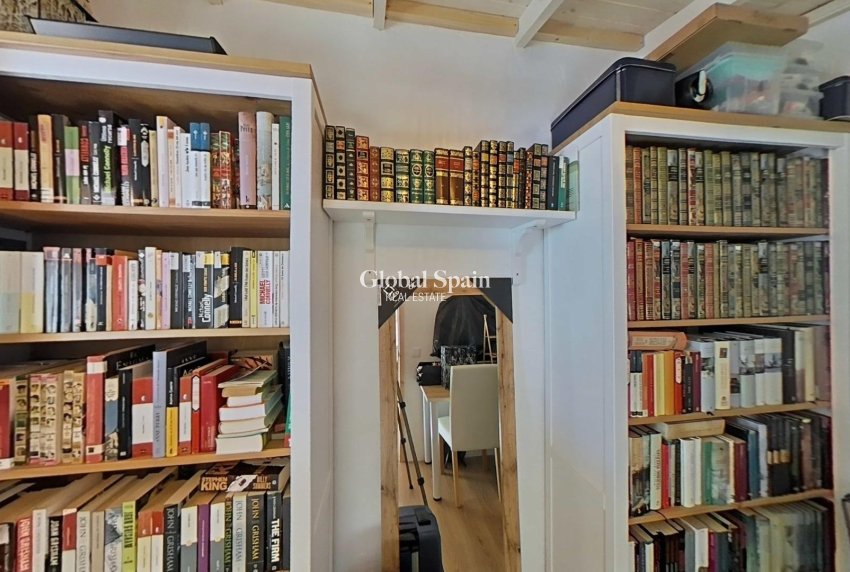 Resale - HOUSE -
FORMENTERA DEL SEGURA - Centro