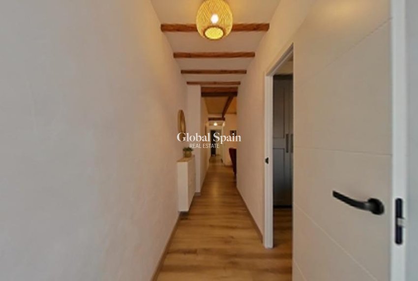 Resale - HOUSE -
FORMENTERA DEL SEGURA - Centro