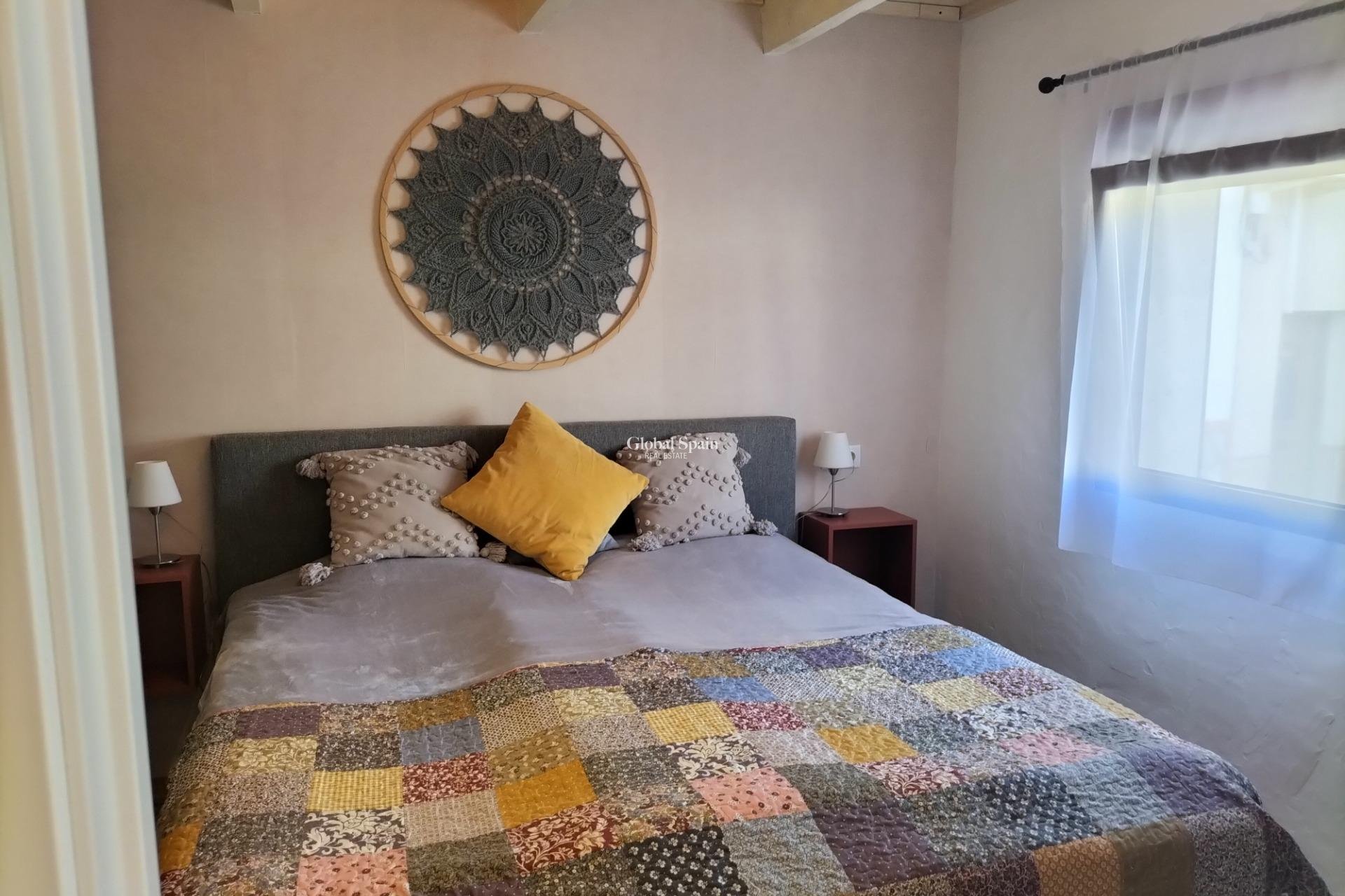 Resale - HOUSE -
FORMENTERA DEL SEGURA - Centro