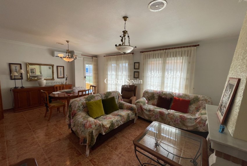 Resale - HOUSE -
FORMENTERA DEL SEGURA - Costa Blanca