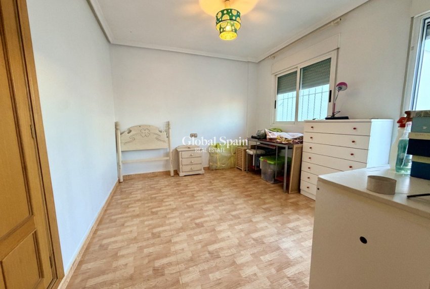 Resale - HOUSE -
FORMENTERA DEL SEGURA - Costa Blanca