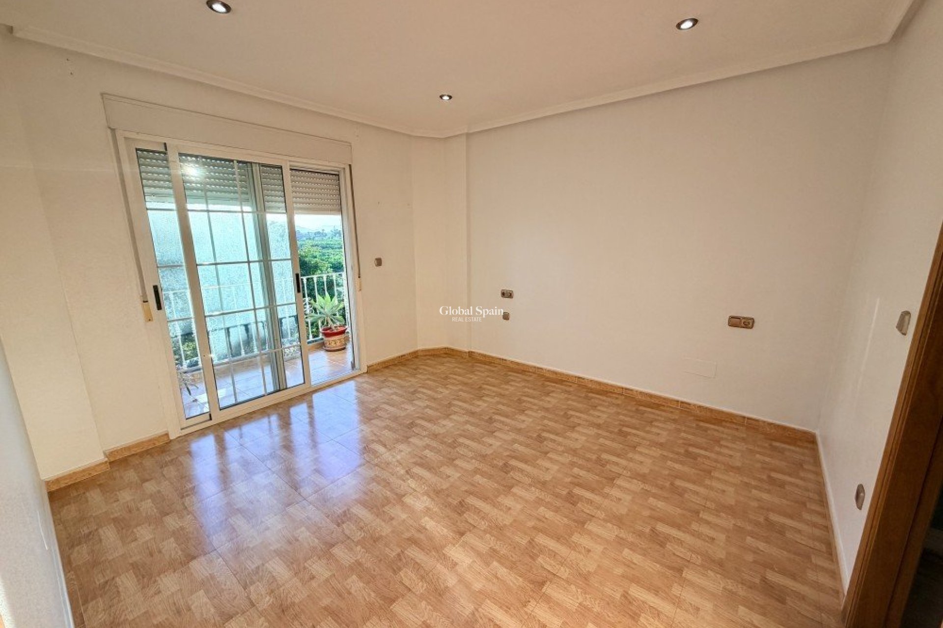 Resale - HOUSE -
FORMENTERA DEL SEGURA - Costa Blanca