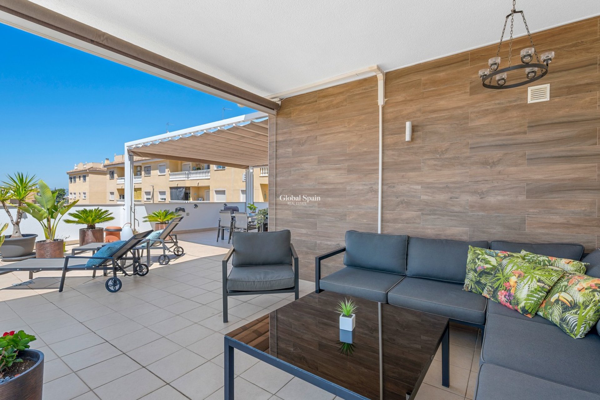 Resale - HOUSE -
FORMENTERA DEL SEGURA - Costa Blanca