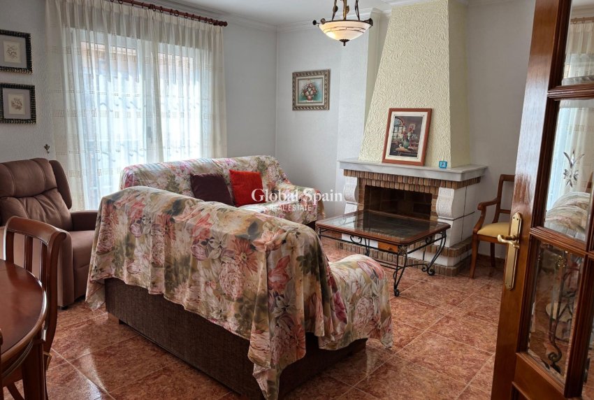 Resale - HOUSE -
FORMENTERA DEL SEGURA - Pueblo 5