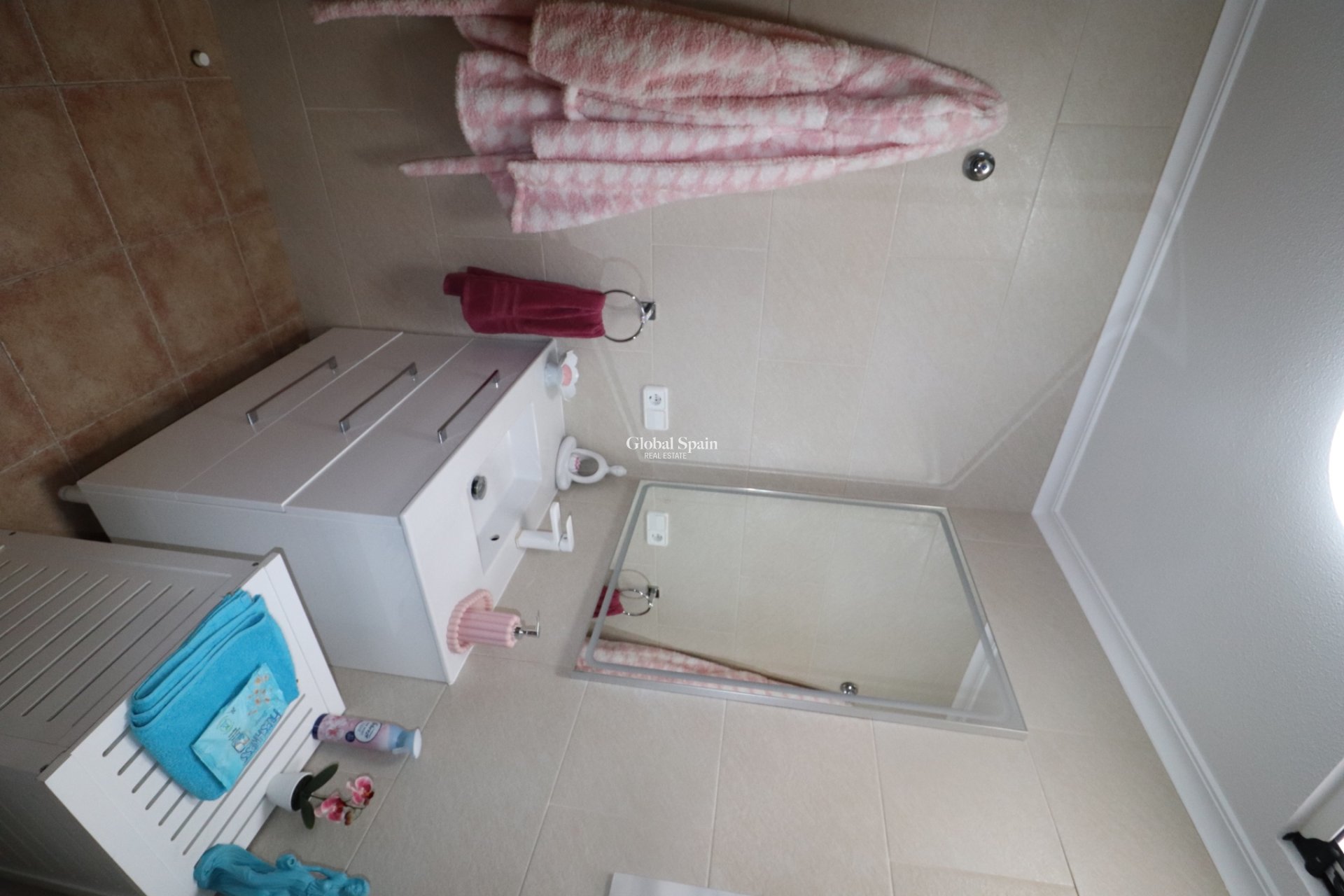 Resale - HOUSE -
FORTUNA - Inland