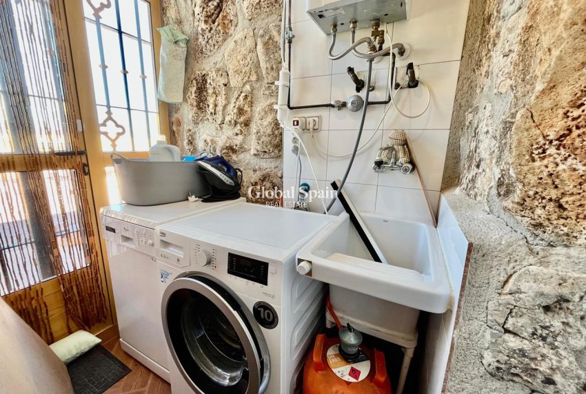 Resale - HOUSE -
FORTUNA - Inland