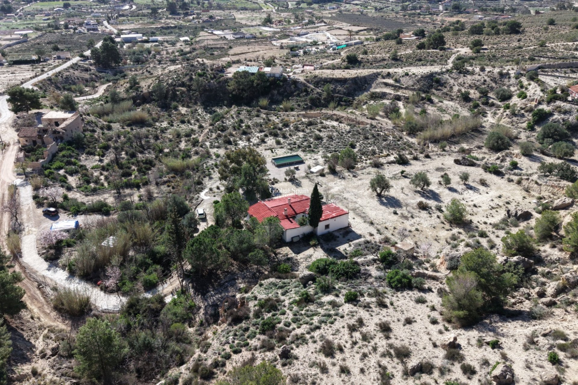 Resale - HOUSE -
FORTUNA - Inland