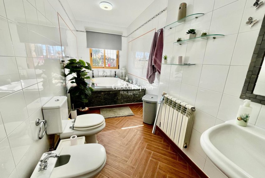 Resale - HOUSE -
FORTUNA - Inland