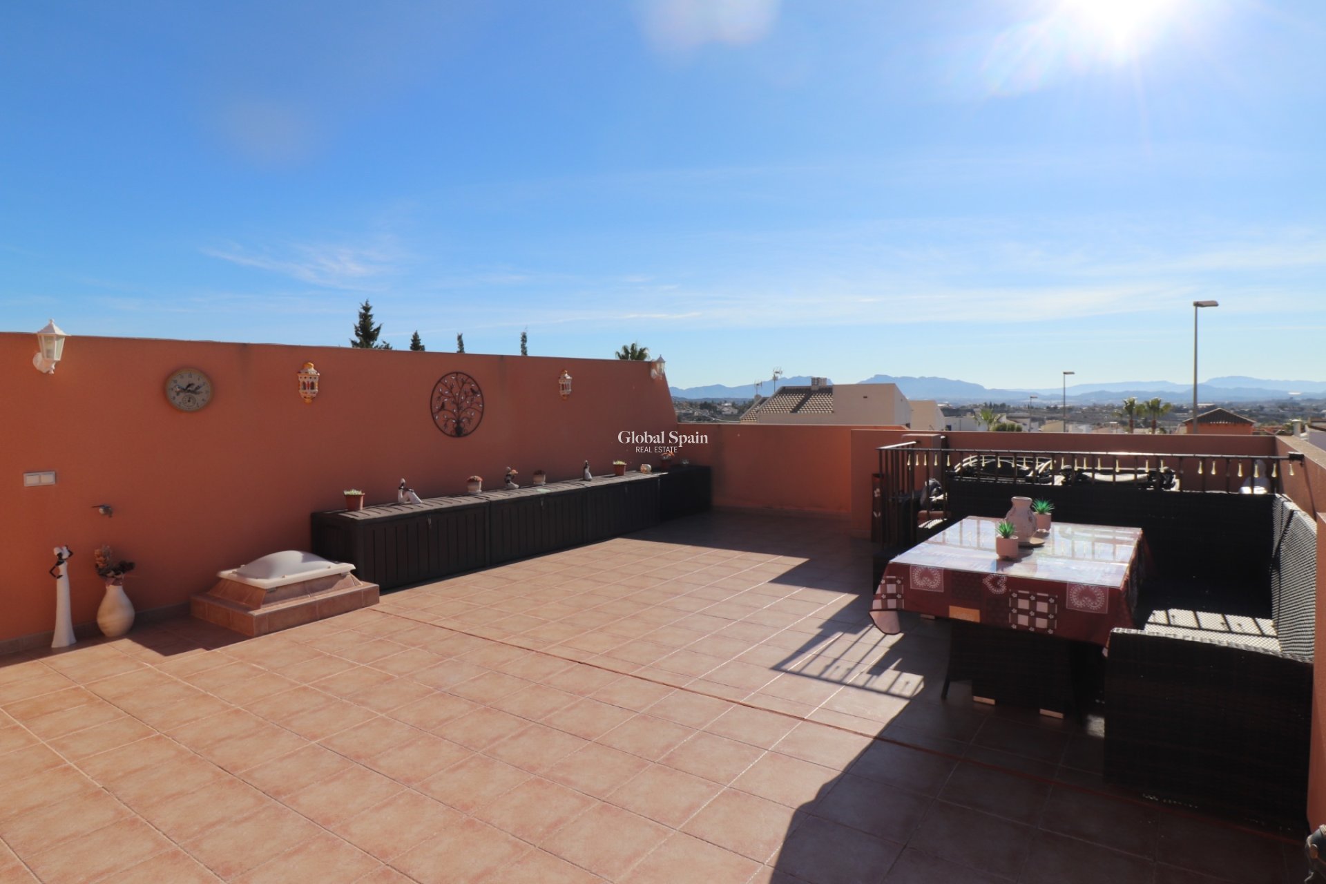 Resale - HOUSE -
FORTUNA - Inland