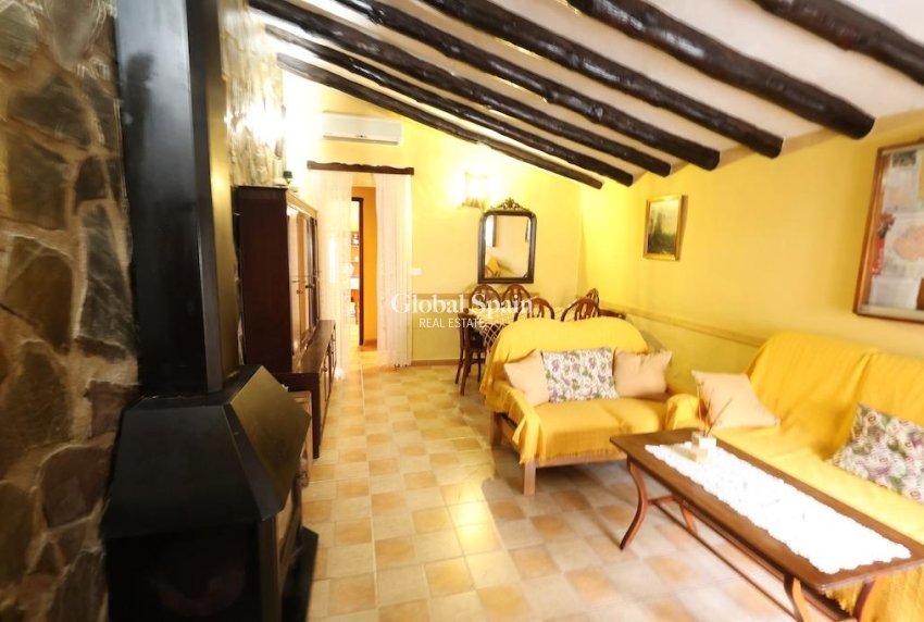 Resale - House -
Fortuna - La garapacha