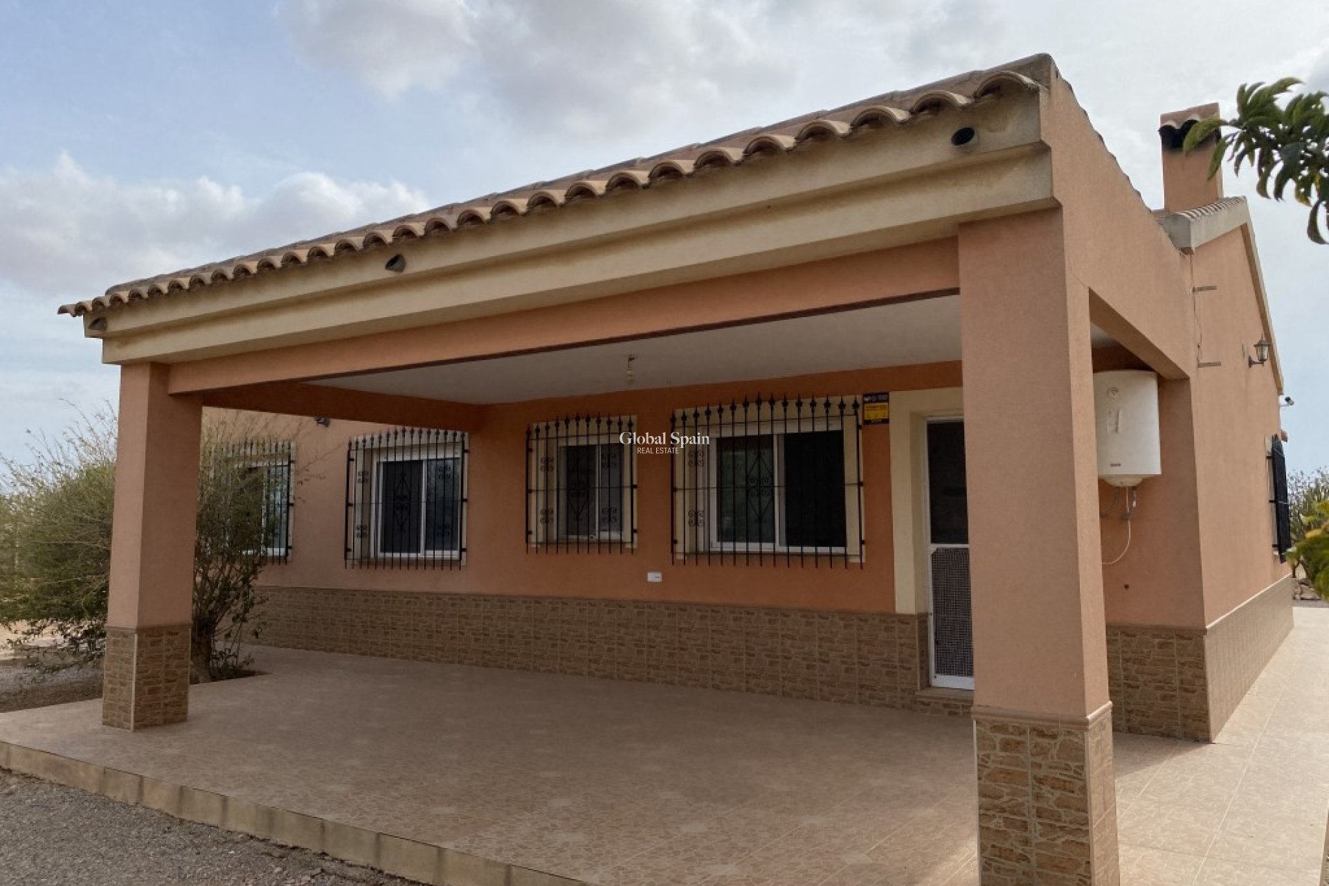 Resale - HOUSE -
FUENTE ÁLAMO DE MURCIA - Inland