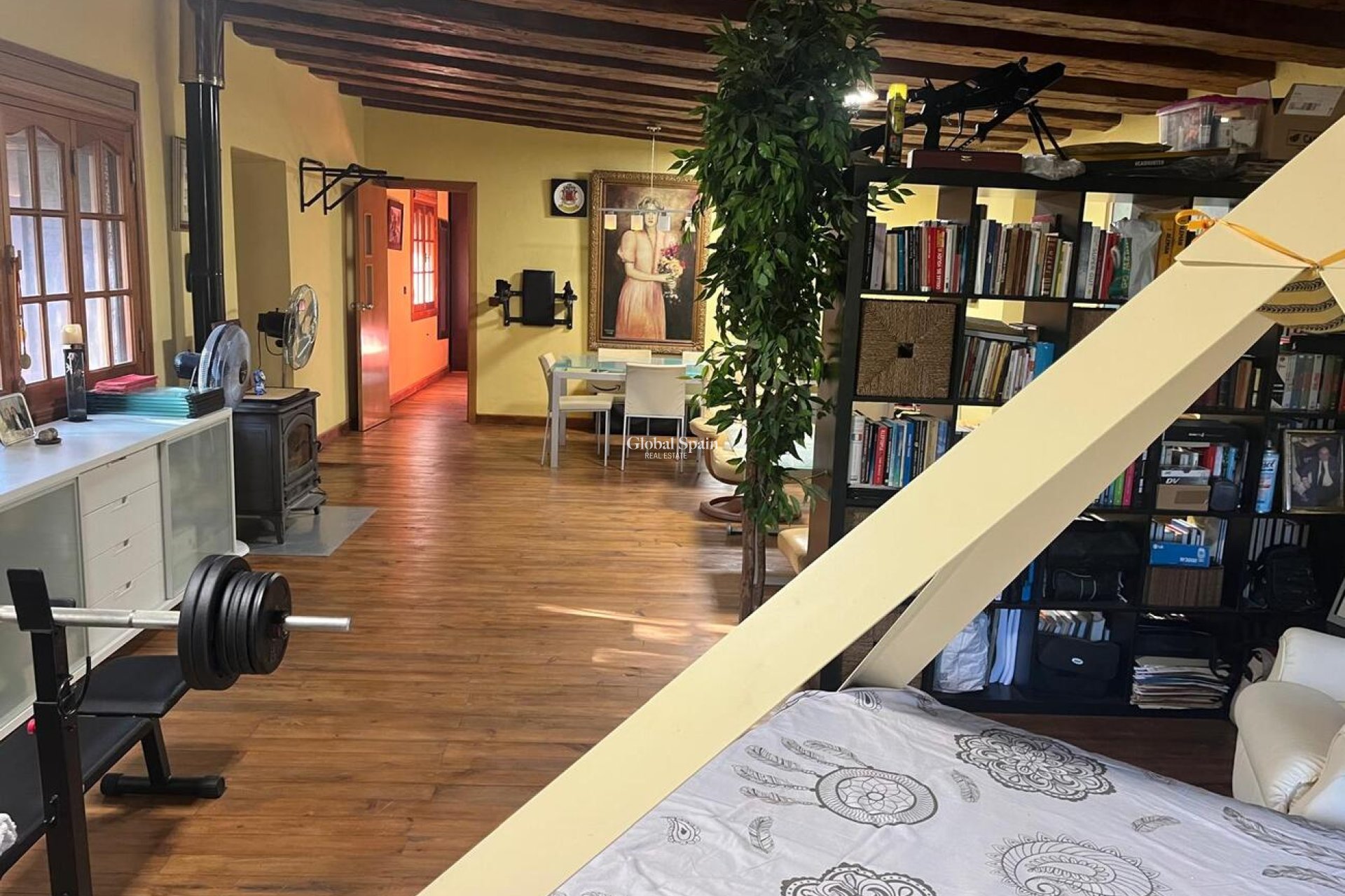 Resale - HOUSE -
GEA Y TRUYOLS - Inland