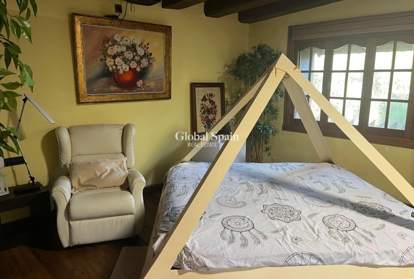 Resale - HOUSE -
GEA Y TRUYOLS - Inland