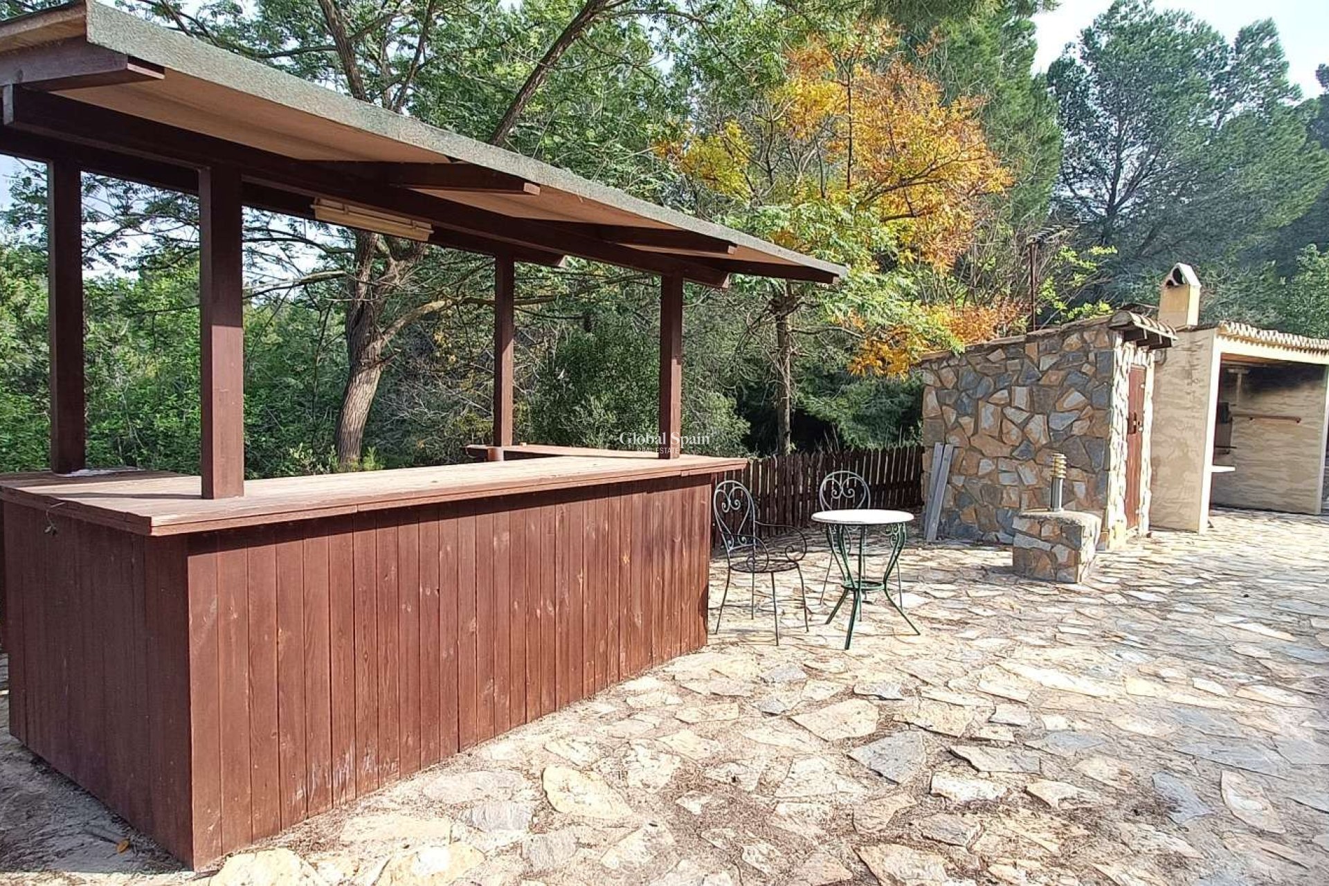 Resale - HOUSE -
GEA Y TRUYOLS - Inland