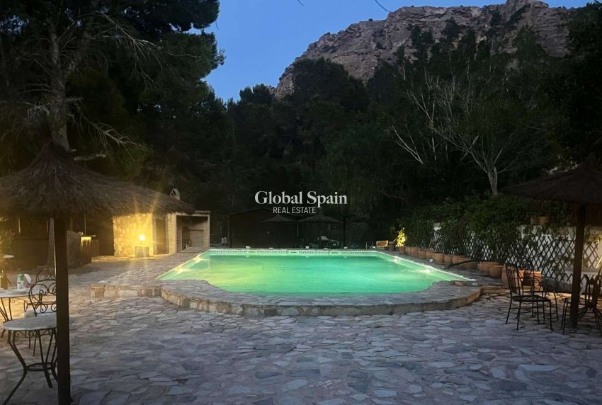 Resale - HOUSE -
GEA Y TRUYOLS - Inland