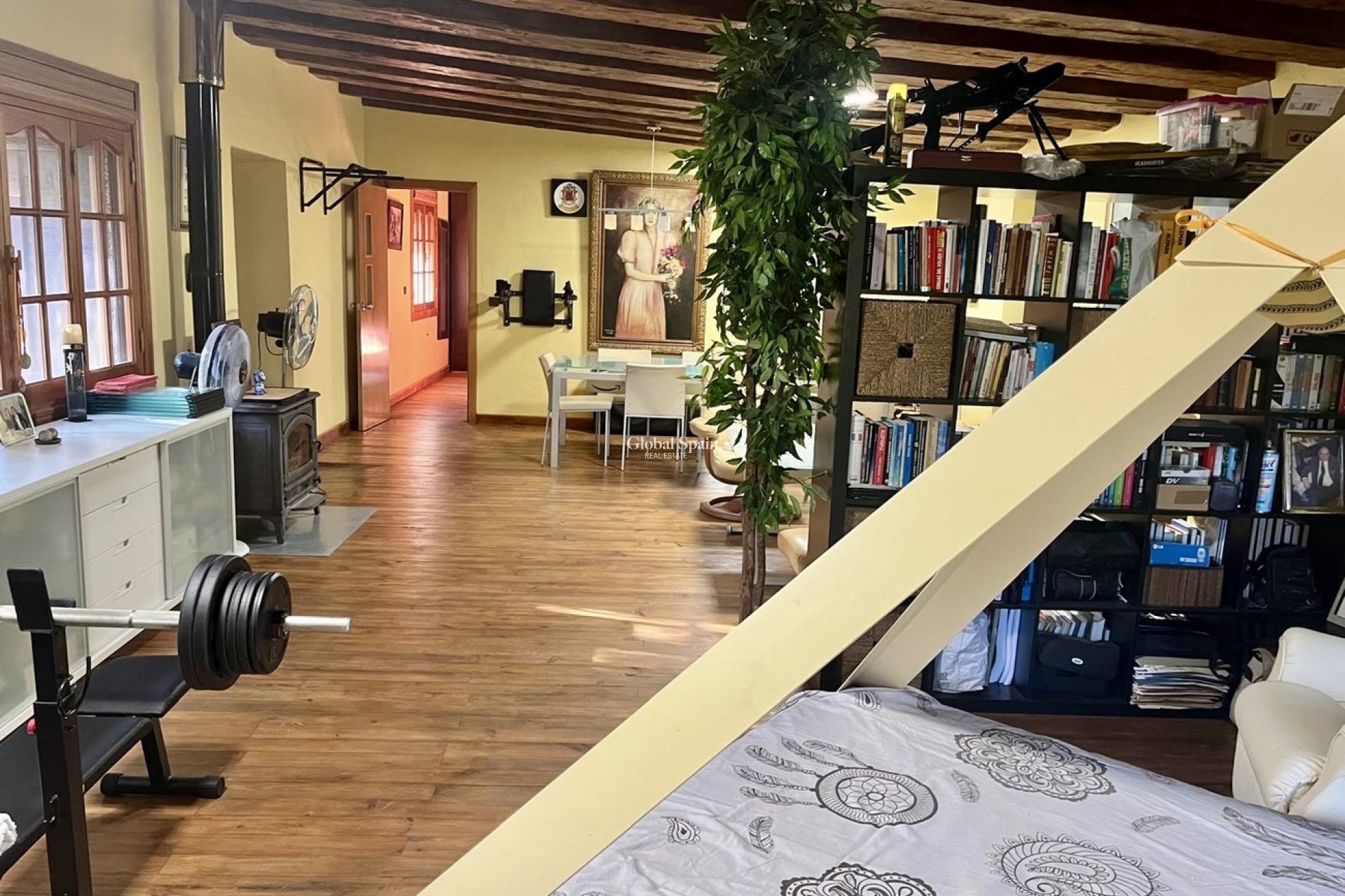 Resale - HOUSE -
GEA Y TRUYOLS - Sierra de Columbares Natural Park