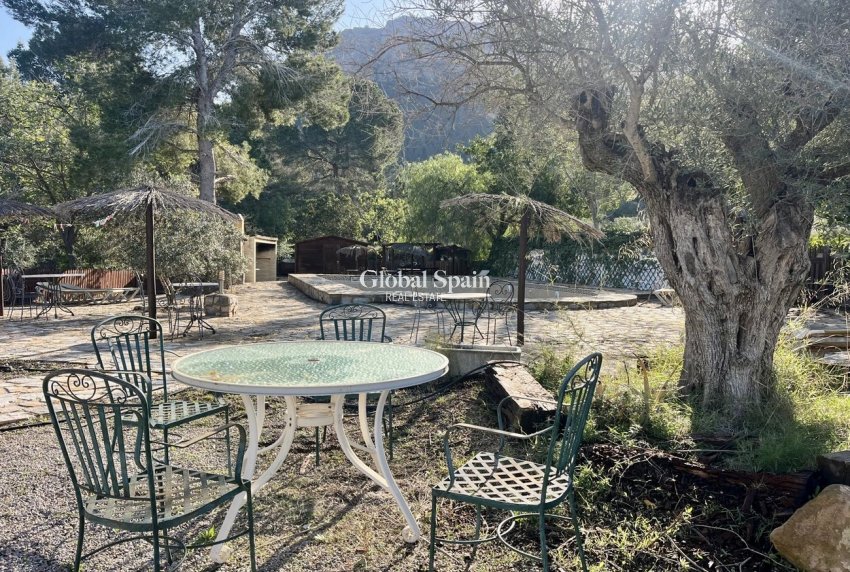 Resale - HOUSE -
GEA Y TRUYOLS - Sierra de Columbares Natural Park