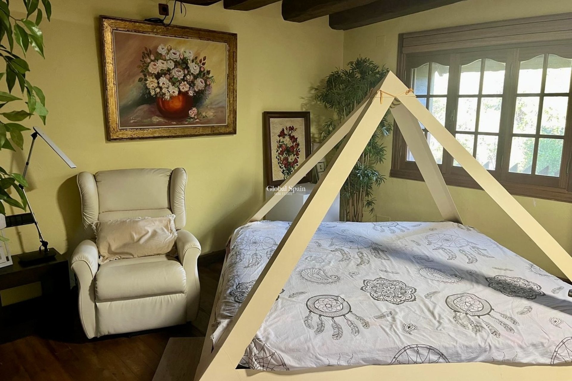 Resale - HOUSE -
GEA Y TRUYOLS - Sierra de Columbares Natural Park