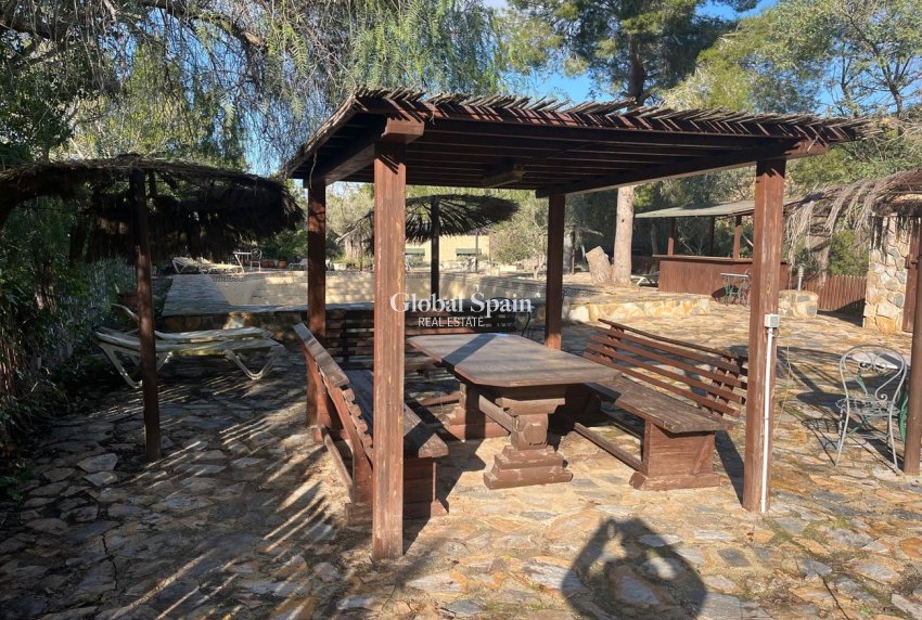 Resale - HOUSE -
GEA Y TRUYOLS - Sierra de Columbares Natural Park