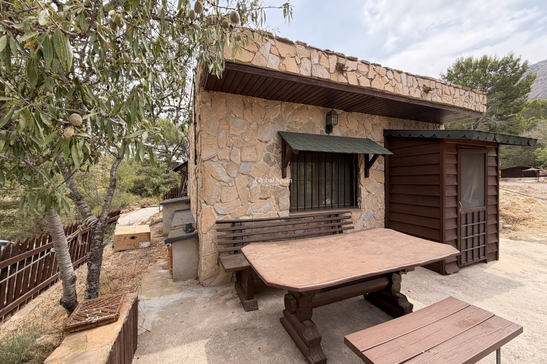 Resale - HOUSE -
GEA Y TRUYOLS - Sierra de Columbares Natural Park