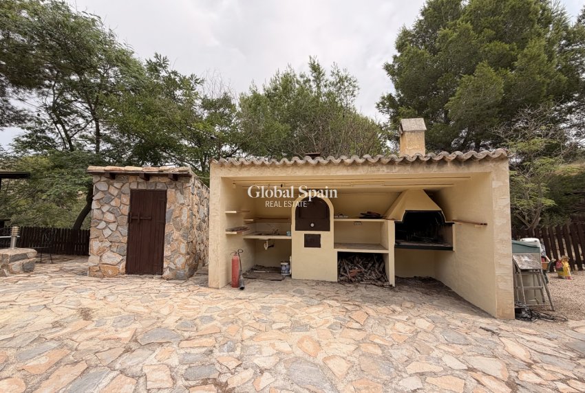 Resale - HOUSE -
GEA Y TRUYOLS - Sierra de Columbares Natural Park