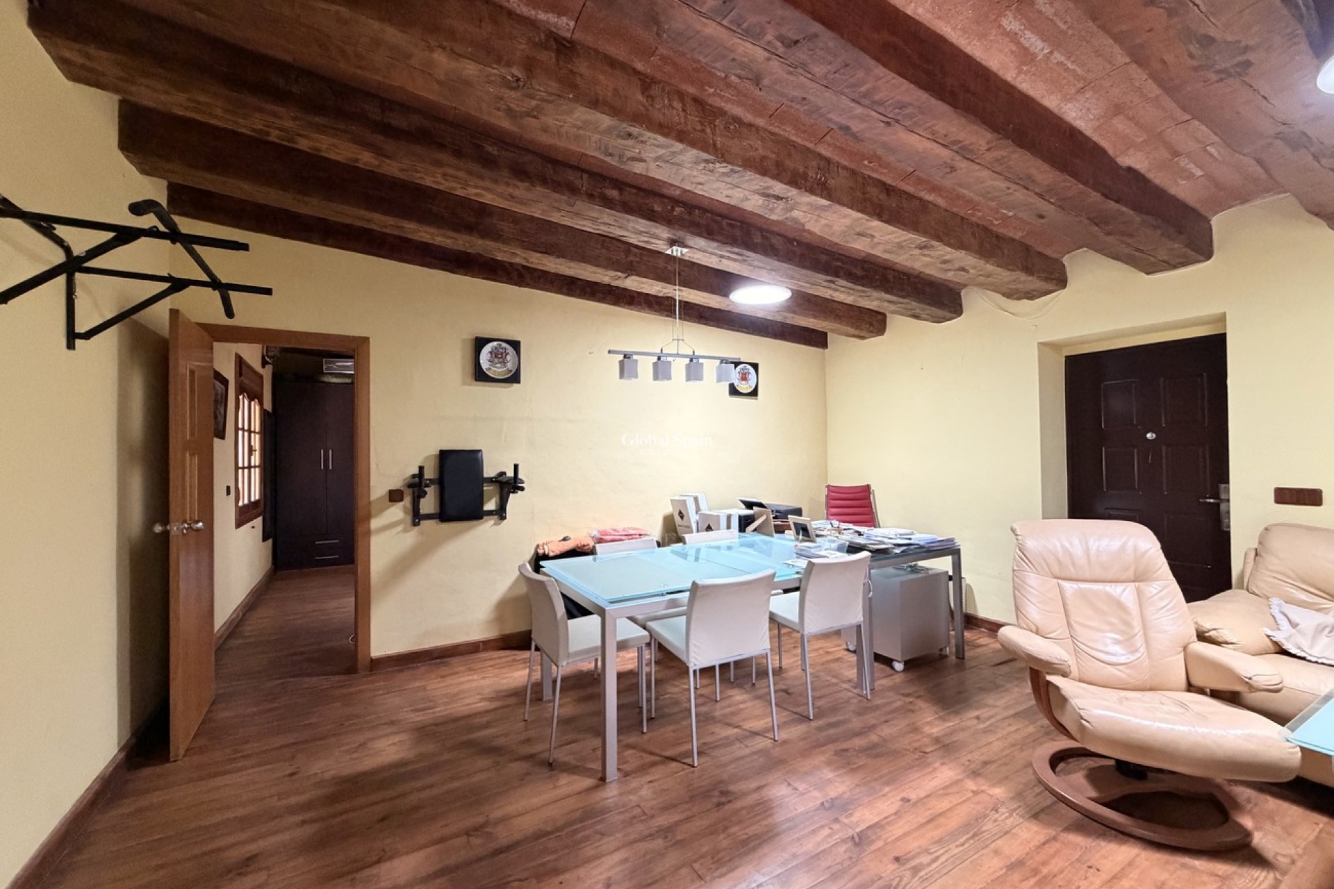 Resale - HOUSE -
GEA Y TRUYOLS - Sierra de Columbares Natural Park