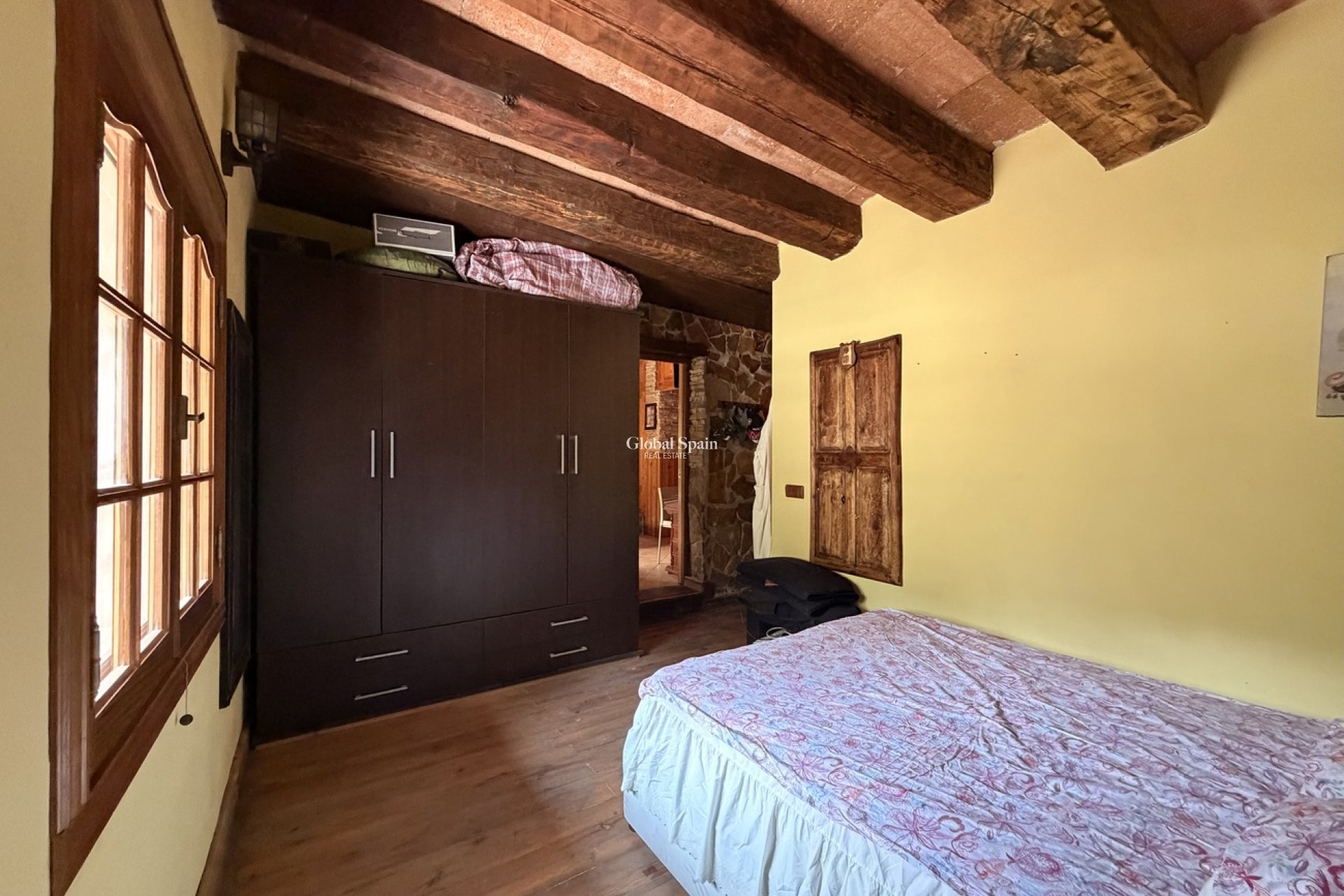 Resale - HOUSE -
GEA Y TRUYOLS - Sierra de Columbares Natural Park