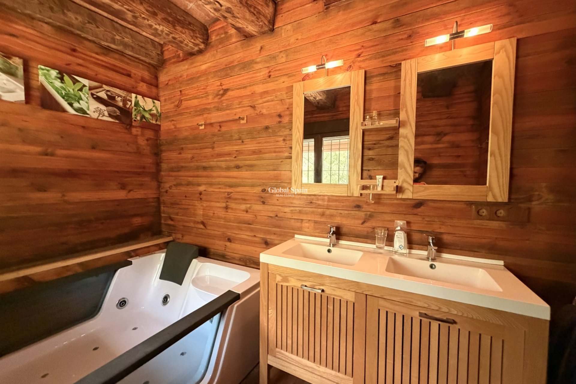 Resale - HOUSE -
GEA Y TRUYOLS - Sierra de Columbares Natural Park