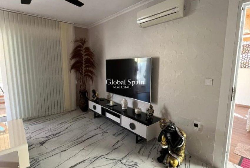 Resale - HOUSE -
GRAN ALACANT - Costa Blanca